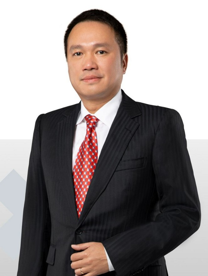 Con đường sự nghiệp của anh