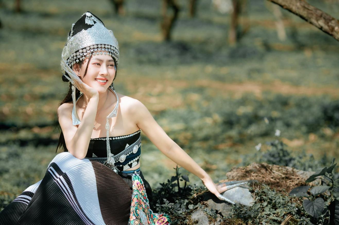 Tiểu sử Yến Xôi có tên thật là Đinh Hải Yến sinh ngày 26/10/1993 tại Hà Thành