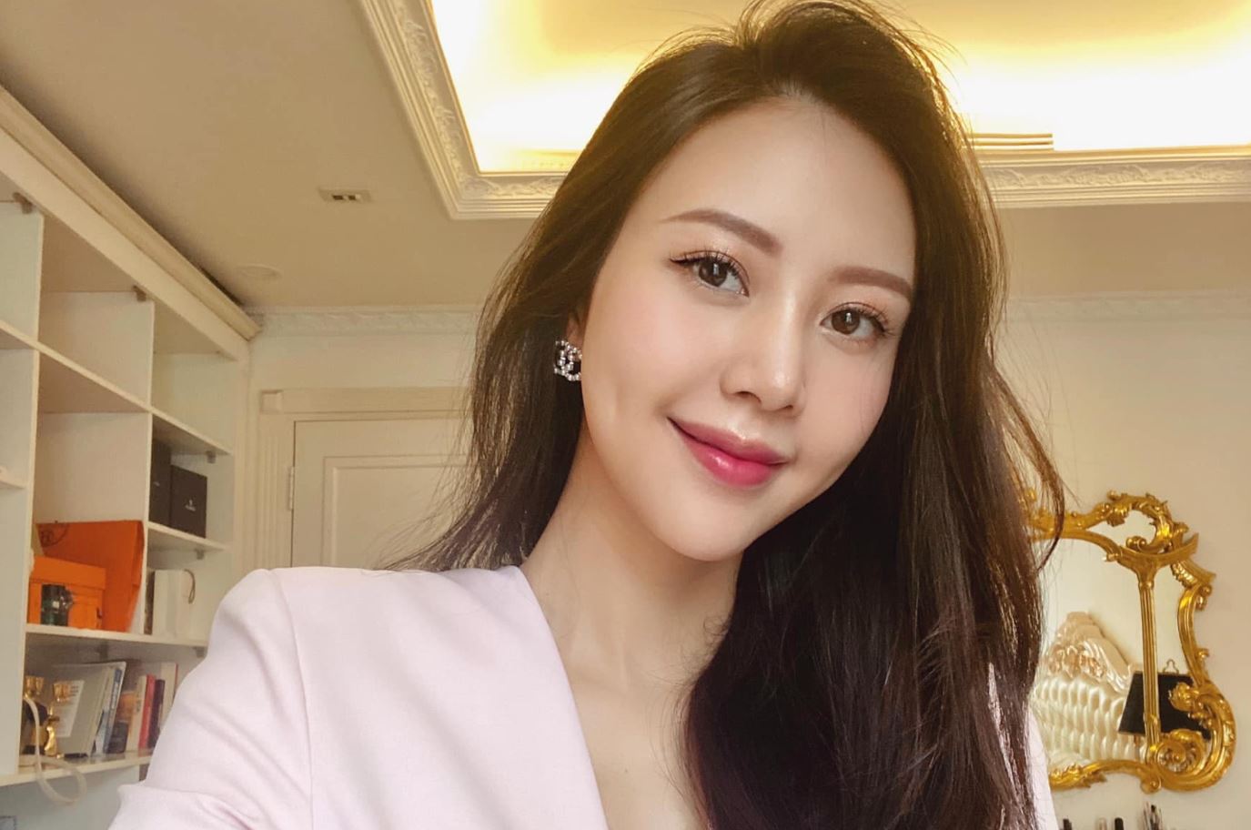 Tiểu sử Vũ Ngọc Châm từng là cựu tiếp viên hàng không Việt Nam Airlines