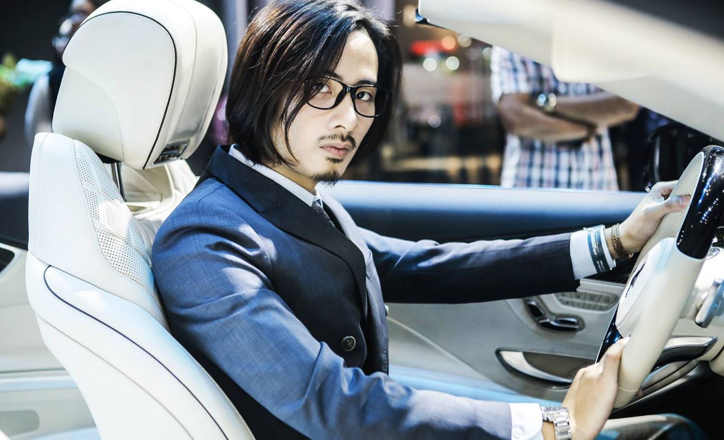 Tiểu sử JVevermind từng theo học tại trường chuyên Amsterdam danh tiếng