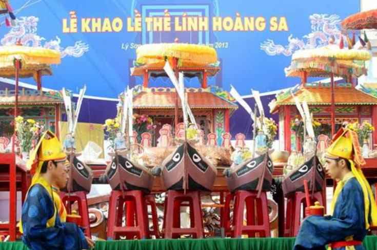 Lễ hội Khao Lề Thế Lính Lễ hội Khao Lề Thế Lính