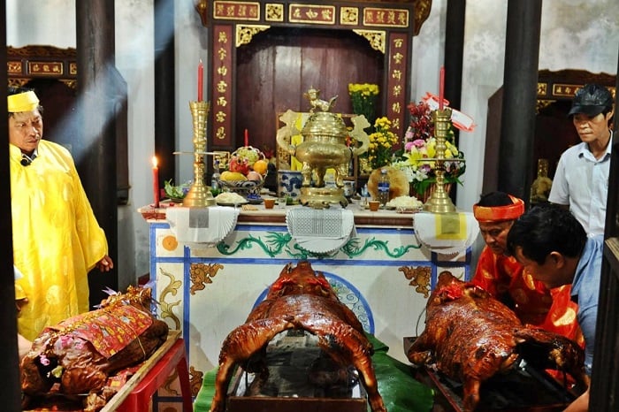 Lễ Giỗ tổ nghề Yến được tổ chức hàng năm để tri ân công lao các bậc tiền nhân