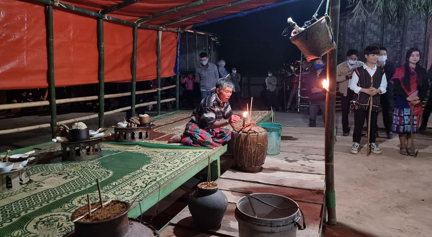 Lễ hội Đập trống ở Quảng BÌnh có nguồn gốc từ câu truyện dân gian xưa