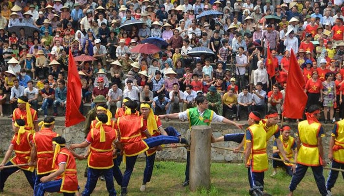 Lễ hội Làng Hòa Mỹ thu hút đông đảo người dân tới tham dự