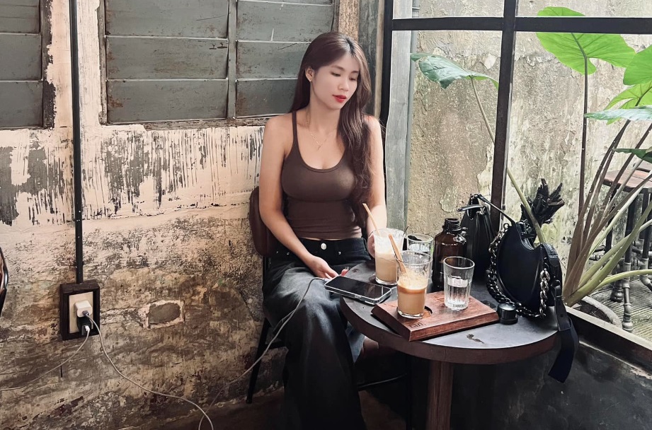 Tiểu sử Nguyễn Thị Như Tuyền sinh năm 2003 đến từ tỉnh Thừa Thiên Huế, Việt Nam Tiểu sử Nguyễn Thị Như Tuyền sinh năm 2003 đến từ tỉnh Thừa Thiên Huế, Việt Nam
