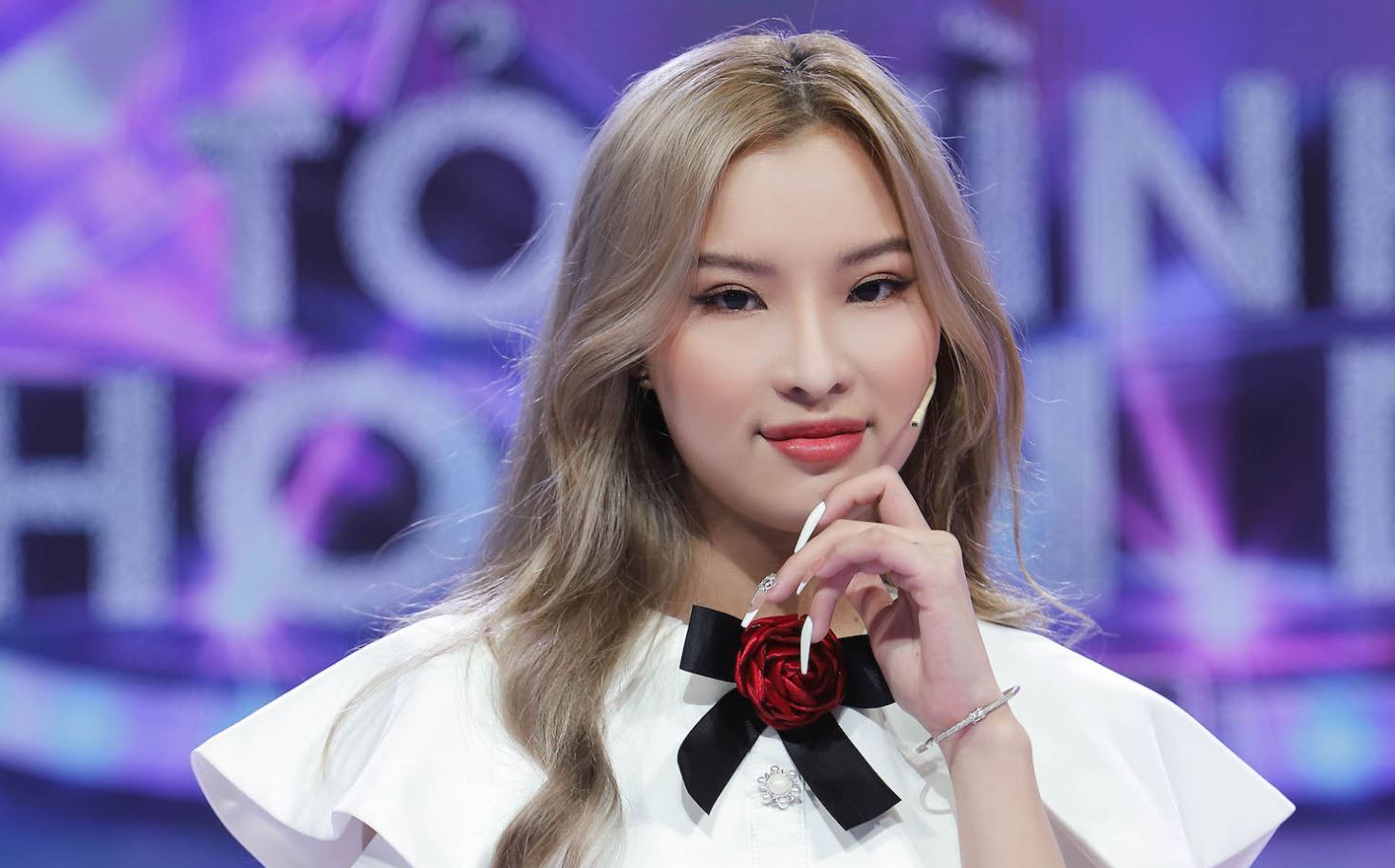 Tiểu sử Thảo Tiz có tên đầy đủ là Nguyễn Thị Thu Thảo sinh năm 2000 tại Thừa Thiên Huế