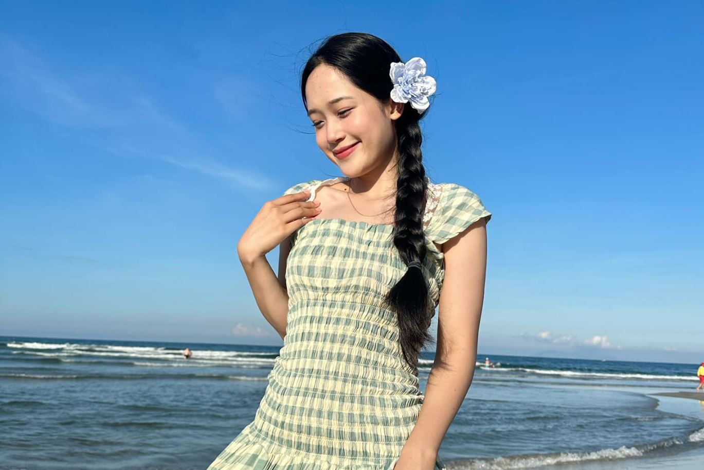 Tiểu sử Cao Thị Thùy Linh sinh năm 2003 đến từ thủ đô Hà Nội, Việt Nam