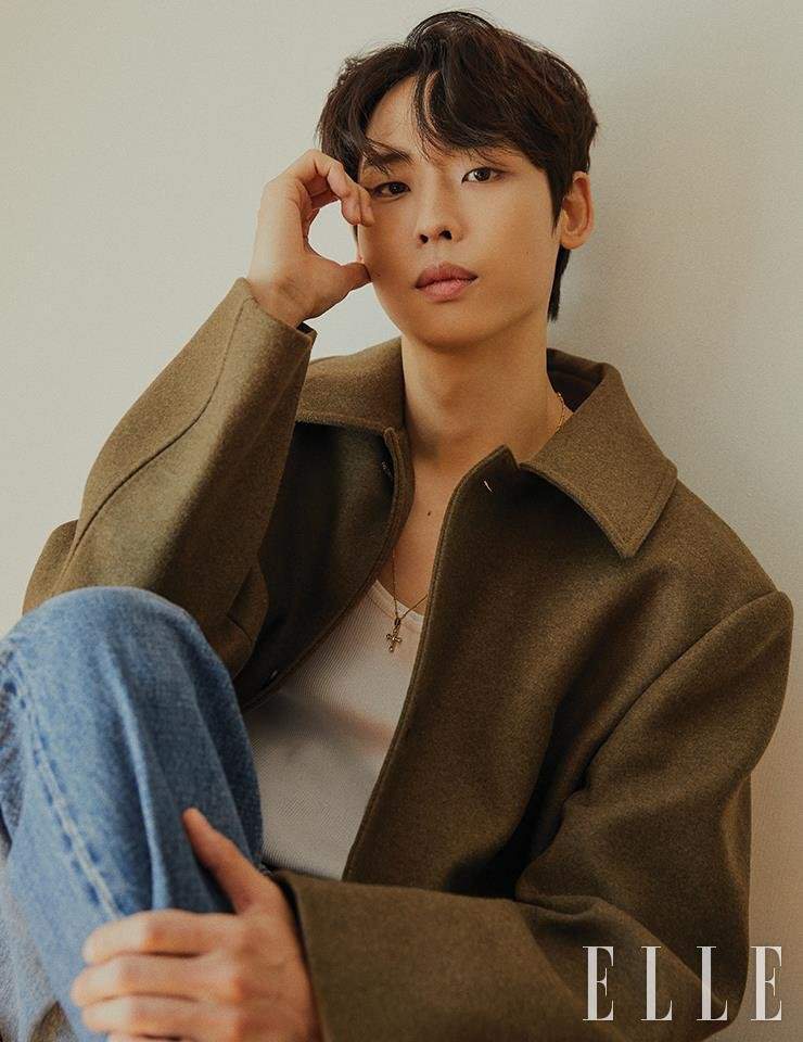 Park Jung Woo - Nam phụ điển trai trong "Cô gái thế kỷ 20”