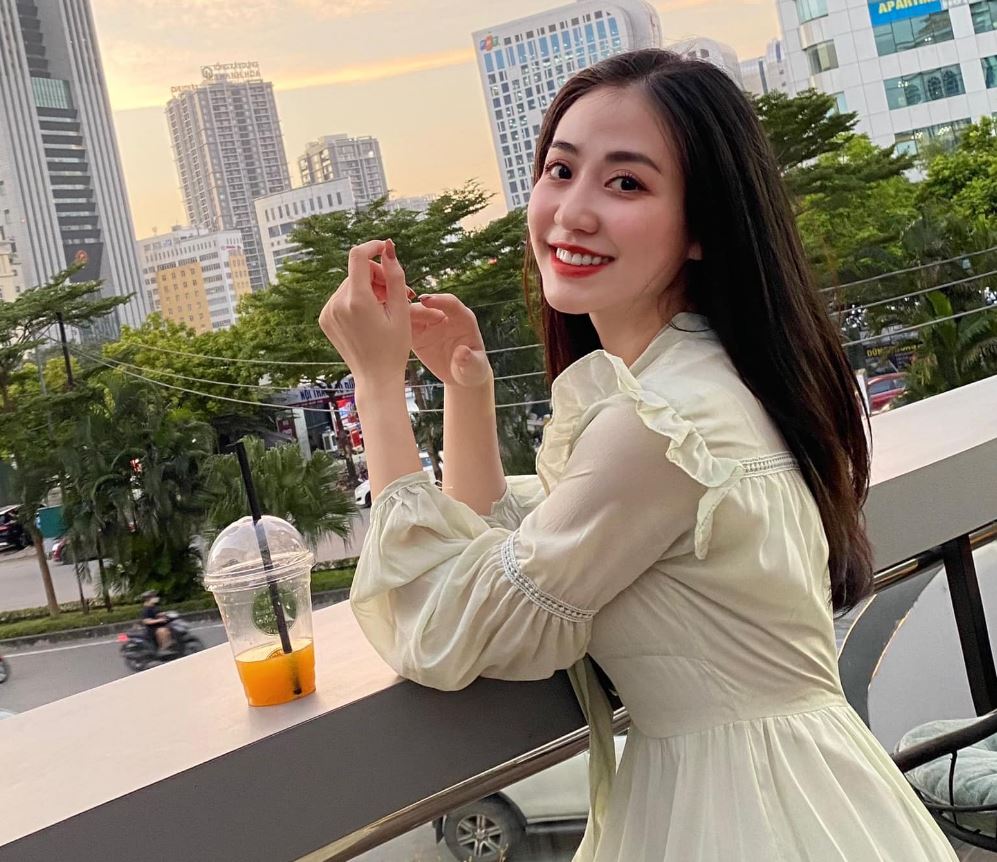 Tiểu sử Kiều Trang xuất thân trong gia đình có bố mẹ làm công chức nhà nước