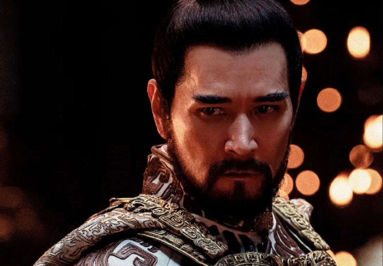 Tiểu sử Phí Tường từng được xếp vào Top 10 ca sĩ Châu Á tại Singapore năm 1982