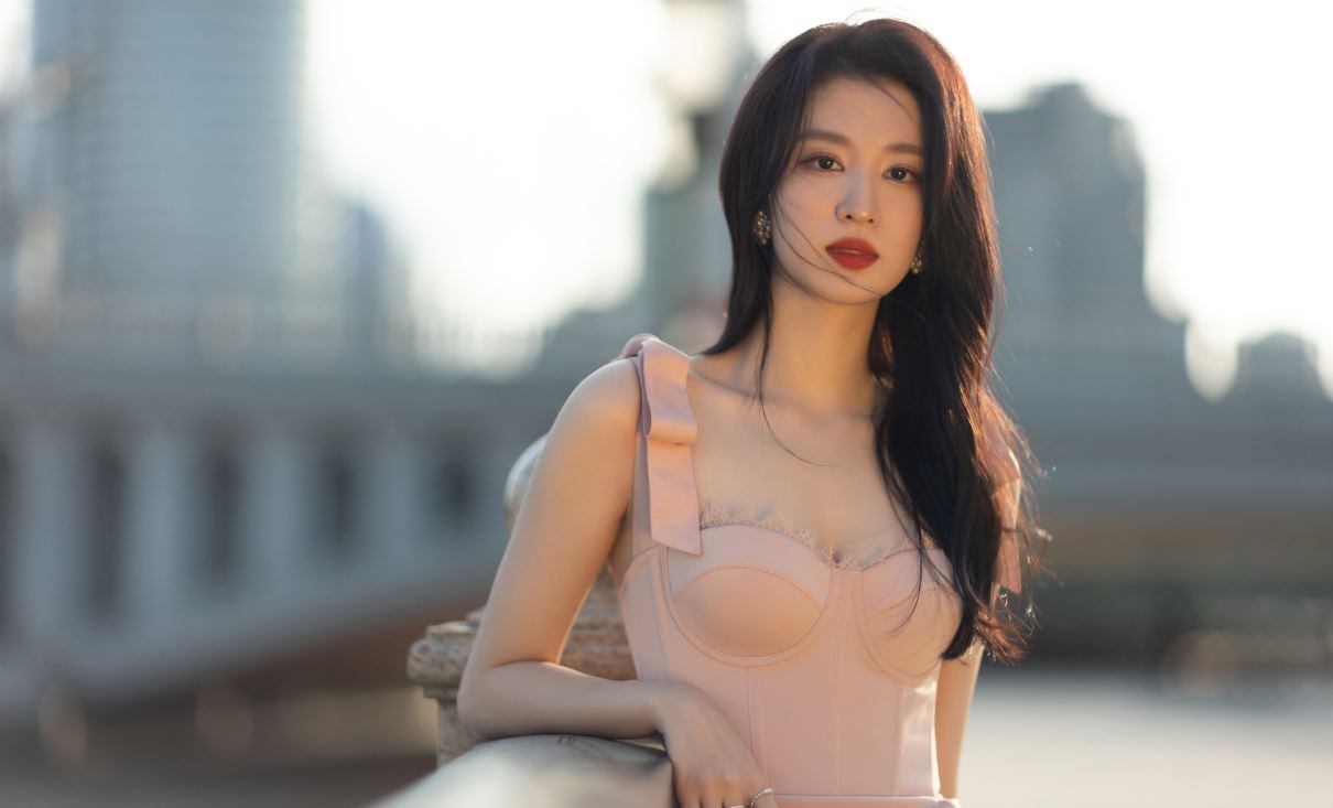 Tiểu sử Vương Sở Nhiên sinh ngày 21/01/1999 tại Sơn Đông, Trung Quốc