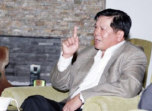 Cho đến hiện tại, không chỉ về vợ mà cả gia đình của ông cũng không được đưa lên báo chí công chúng