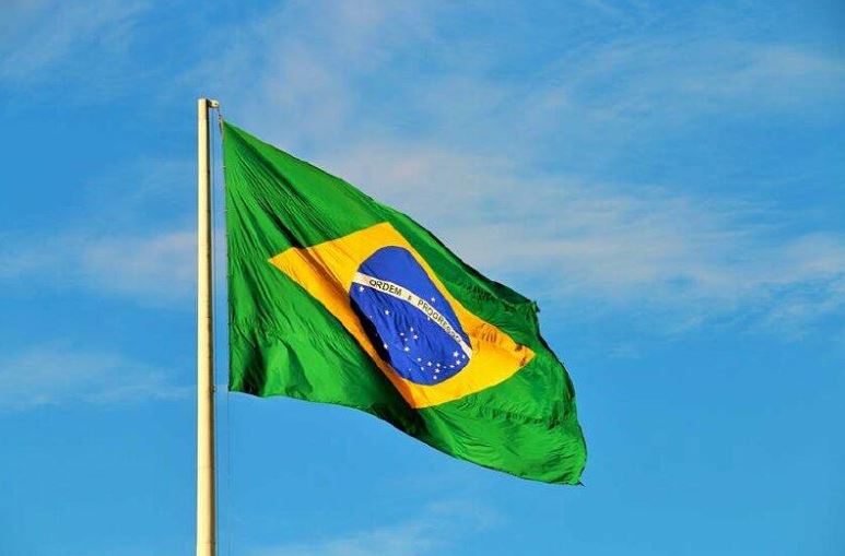 Ý nghĩa thiêng liêng của sắc màu trong quốc kỳ Brazil