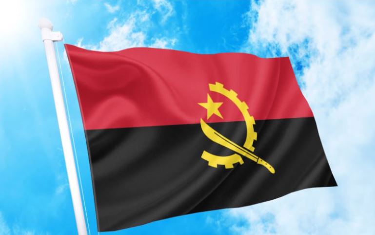 Lịch sử hình thành và phát triển cờ Angola qua các thời kỳ