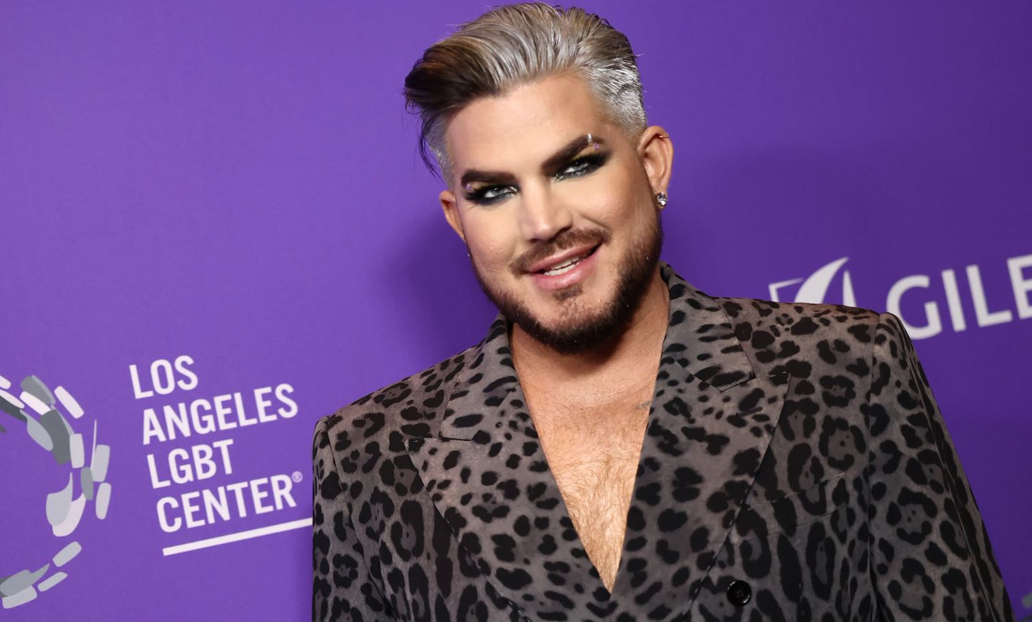 Tiểu sử Adam Lambert là nam ca sĩ người Mỹ từng giành á quân American Idol 2009
