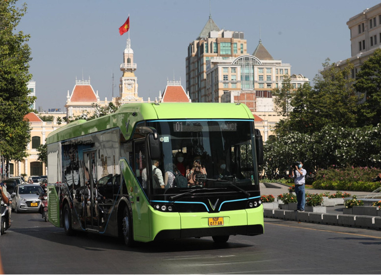 Chuyển đổi xe điện là giải pháp an toàn giao thông bền vững