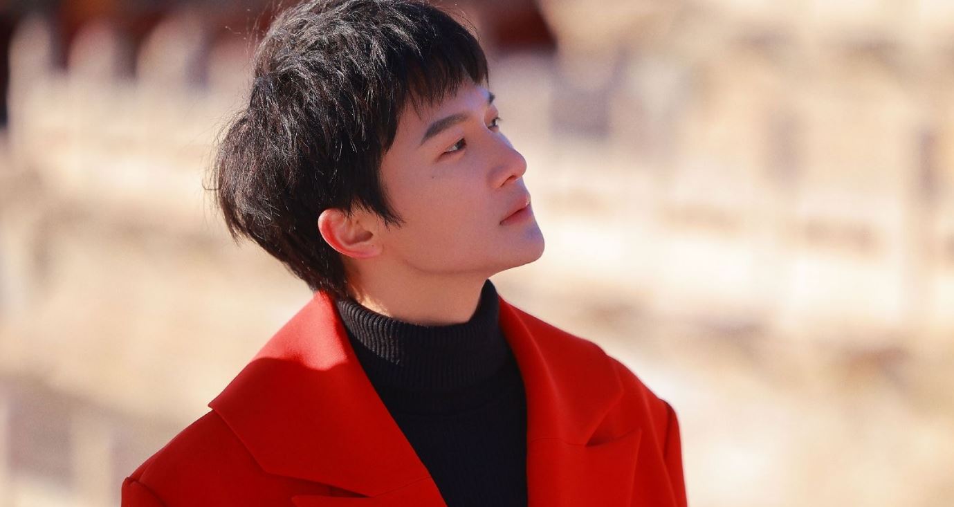 Tiểu sử Châu Thâm sinh ngày 29/09/1992 tại Thiệu Dương, Hồ Nam, Trung Quốc