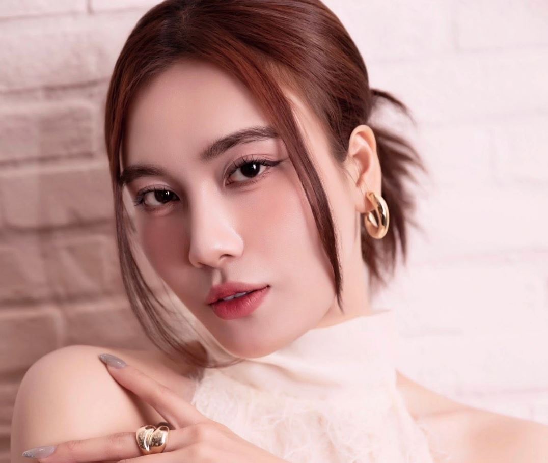 Tiểu sử Tăng Huỳnh Như thành công ở cả người mẫu và ca sĩ