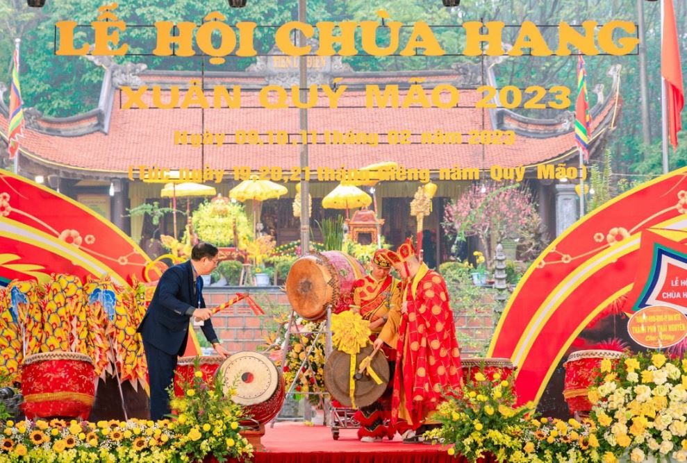Lễ hội chùa Hang