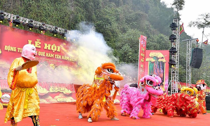 Lễ hội Động Tiên - Chợ Quê