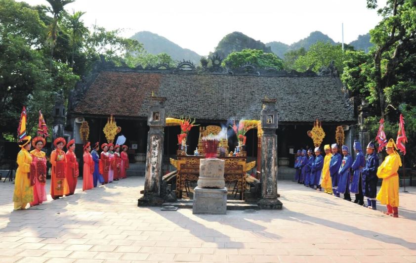 Lễ hội cố đô Hoa Lư