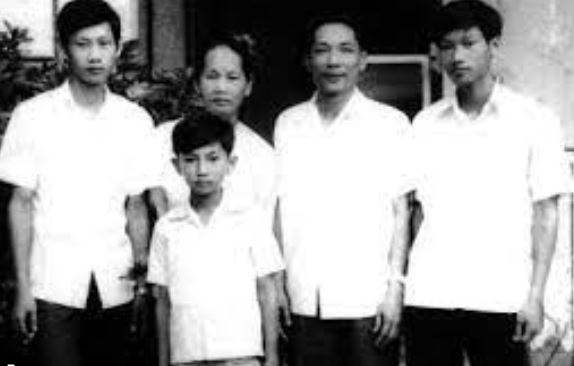 Có thể nói, đồng chí Lâm Văn Thê là người anh hùng giữa lòng dân tộc