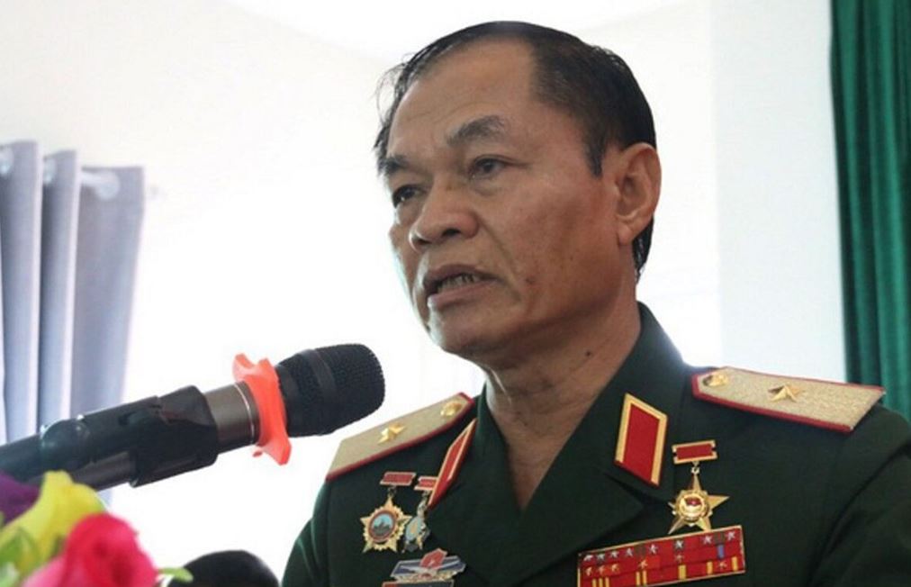 Ông là người nặng tình với đất nước Triệu voi