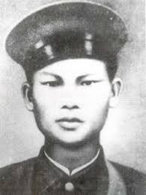 Tháng 11/2003, đồng chí Kiên được công nhận là nguyên Ủy viên Thường vụ TW Đảng