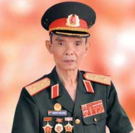 Năm 1992, ông được bổ nhiệm làm Thứ trưởng Bộ Quốc phòng đồng thời phụ trách công tác đối ngoại