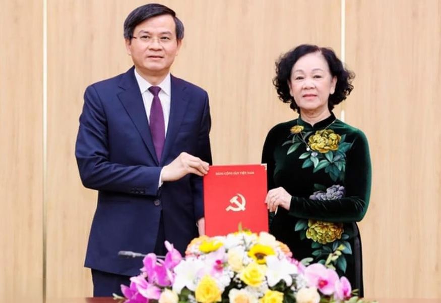 Đoàn Minh Huấn được tham gia Ban Chấp hành, Ban Thường vụ Tỉnh ủy Ninh Bình và giữ chức Bí thư Tỉnh ủy Ninh Bình