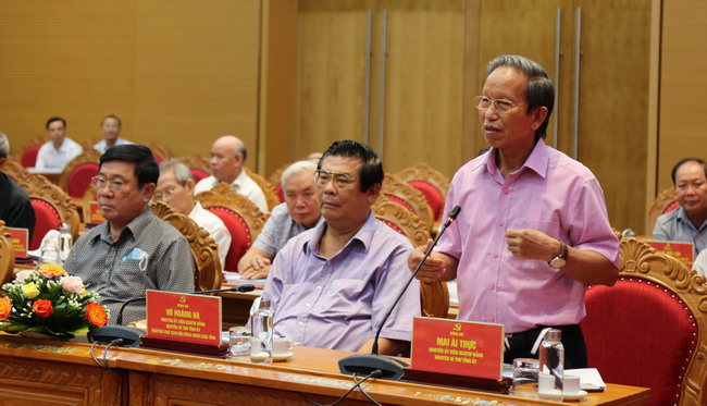 Có thể nói, Mai Ái Trực là người sống tiết kiệm, giản dị