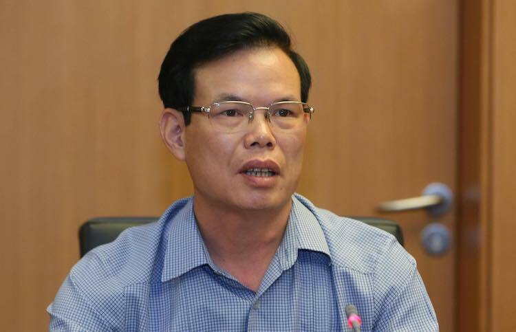 Tháng 02/1995, Triệu Tài Vinh bắt đầu làm việc cho chính quyền Việt Nam
