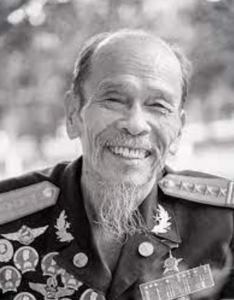 Đến năm 1954, ông Nguyễn Văn Bảy tại ngũ trong đơn vị Quân đội nhân dân Việt Nam tập kết ra miền Bắc