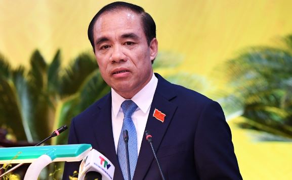 Ngày 23/01/1995, ông chính thức gia nhập vào ĐCS Việt Nam