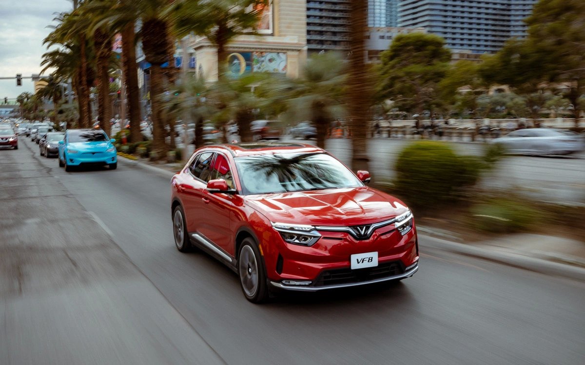 Có rất nhiều người đang sử dụng ôtô xăng dầu ngại sử dụng xe điện vì lo sợ giá trị bán lại thấp hơn