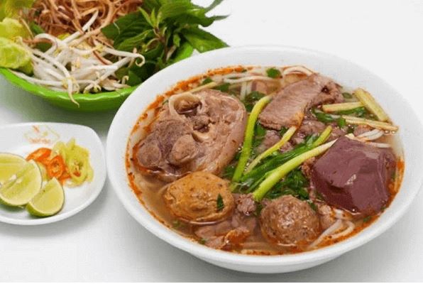 Bún bò Huế ra đời từ thời chúa Nguyễn
