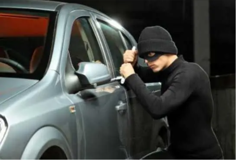 Đạp phanh mới được khởi động giúp chống trộm hiệu quả