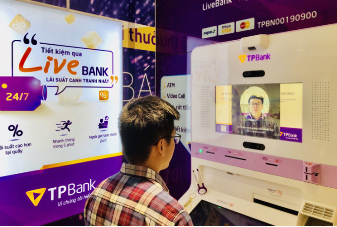 Rút tiền bằng cách sử dụng khuôn mặt